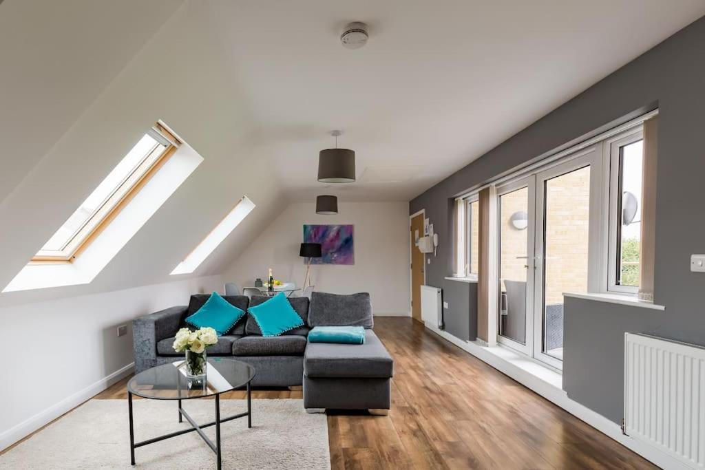 Tm - Rana Court 1 Bedroom Apartment With Balcony Oxford Eksteriør billede