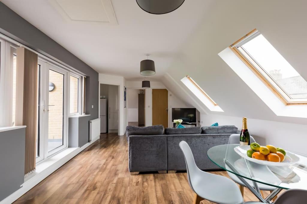 Tm - Rana Court 1 Bedroom Apartment With Balcony Oxford Eksteriør billede
